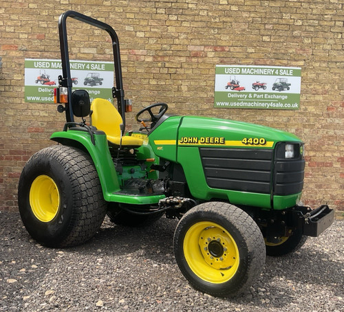 John deere 4400 - john, compact